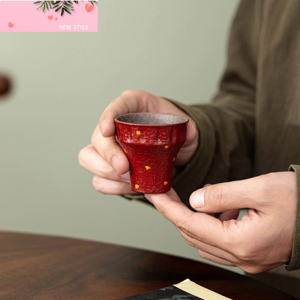 

Чашка в китайском стиле, красная посыпчатая золотая чашка для чая, чайная посуда, чашка кунг-фу, фарфоровая художественная посуда для напитков, креативные аксессуары для чая в стиле ретро
