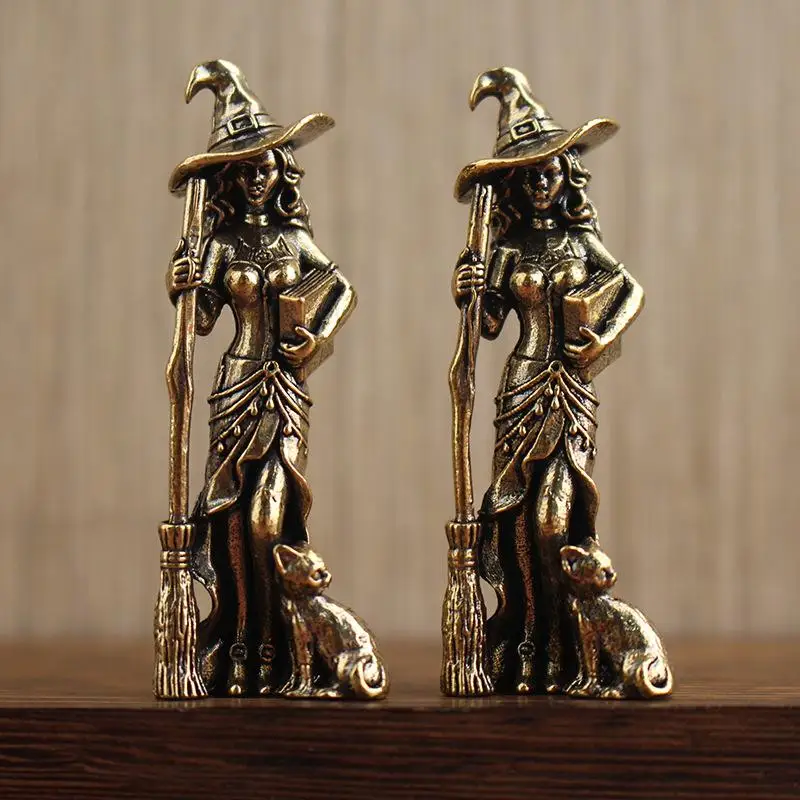 (.) Magic Moon Witch Ornament, Home Decor, Living Room/Entrance Decoration, Home Furnishings, Wizard Statue