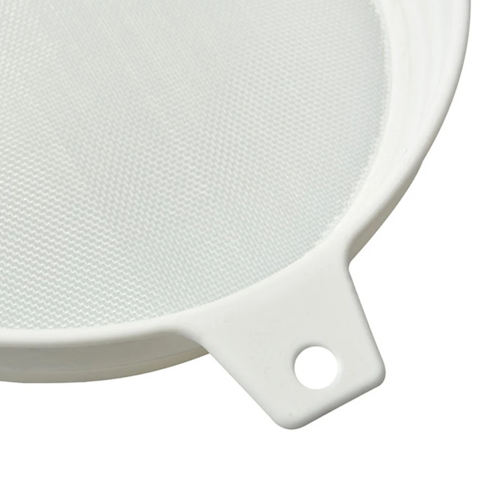 

1Pc Premium Plastic Double Sieve Honey Strainer Large Capacity AntiRust Beekeeping Tool For Filtering Impurities White