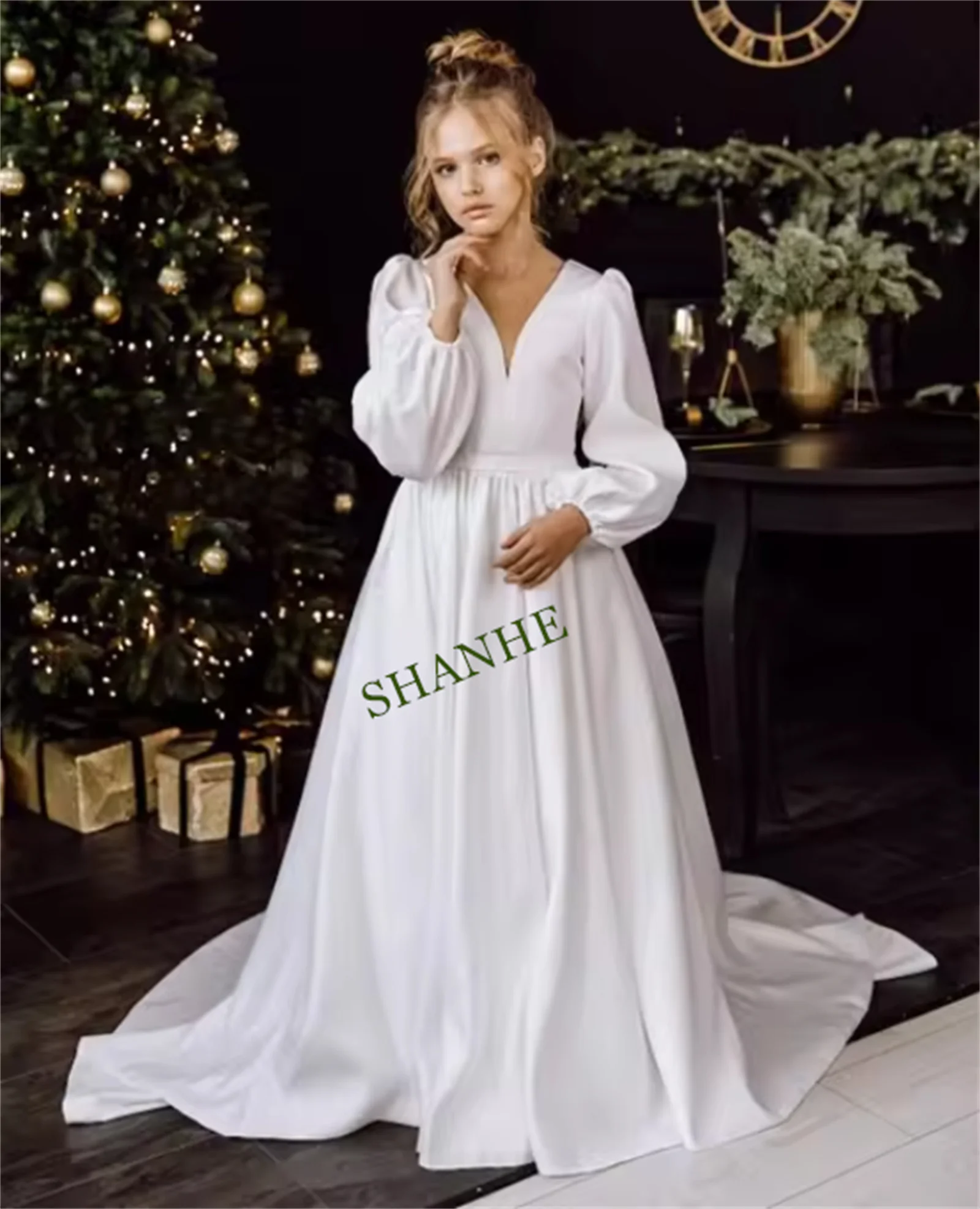White A-Line Princess Flower Girl Dress for Wedding V Neck Long Sleeve Satin Girls First Communion Dress Christmas Gown