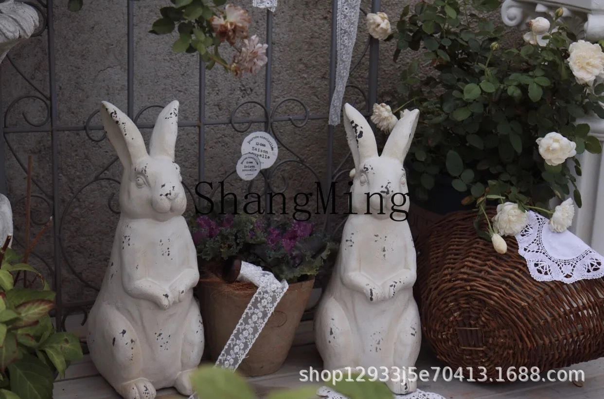 PYH magnesium oxide imitation cast iron rust color retro old garden rabbit villa courtyard window decoration handicrafts