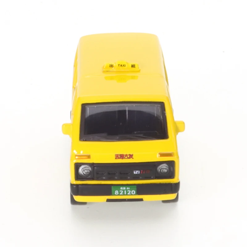 XCARTOYS 1/50 Tianjin Dafa Taxi Van Decoration Cars Alloy Toys Motor Vehicle Diecast Metal Model Kids Xmas Gift Toys for Boys