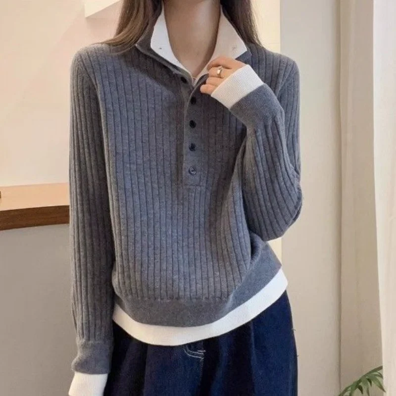 

Elegant Autumn Winter New Arrival Chic Casual Warm Color-blocked Fake Two-Piece Half-Open Collar Sweater