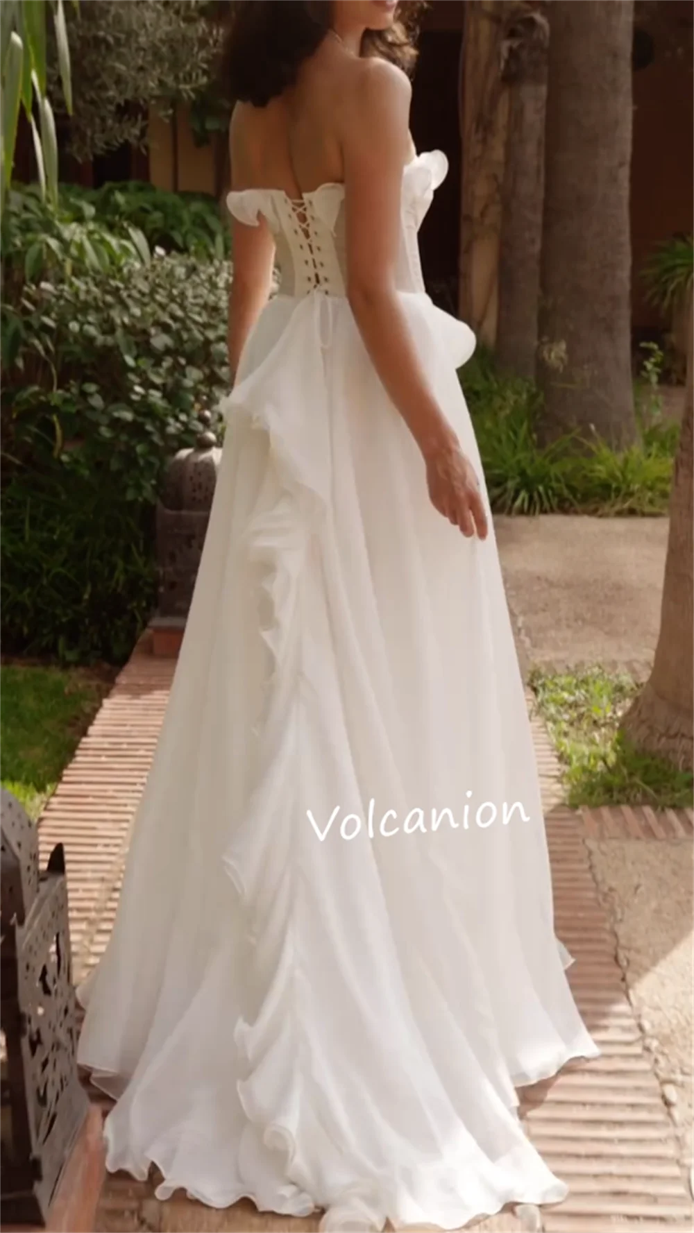 Abiti lunghi senza spalline a trapezio con volant in nastro di chiffon per feste formali personalizzati Occasioni su misura Semplice squisito