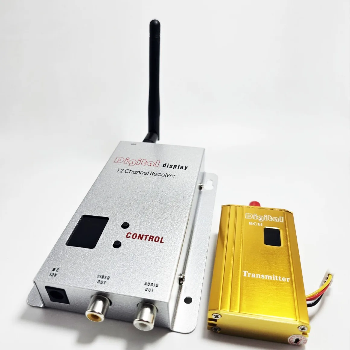

1.2G1.5W crossover drone wireless outdoor transmitter receiver picture transmission FPV aerial model aircraft