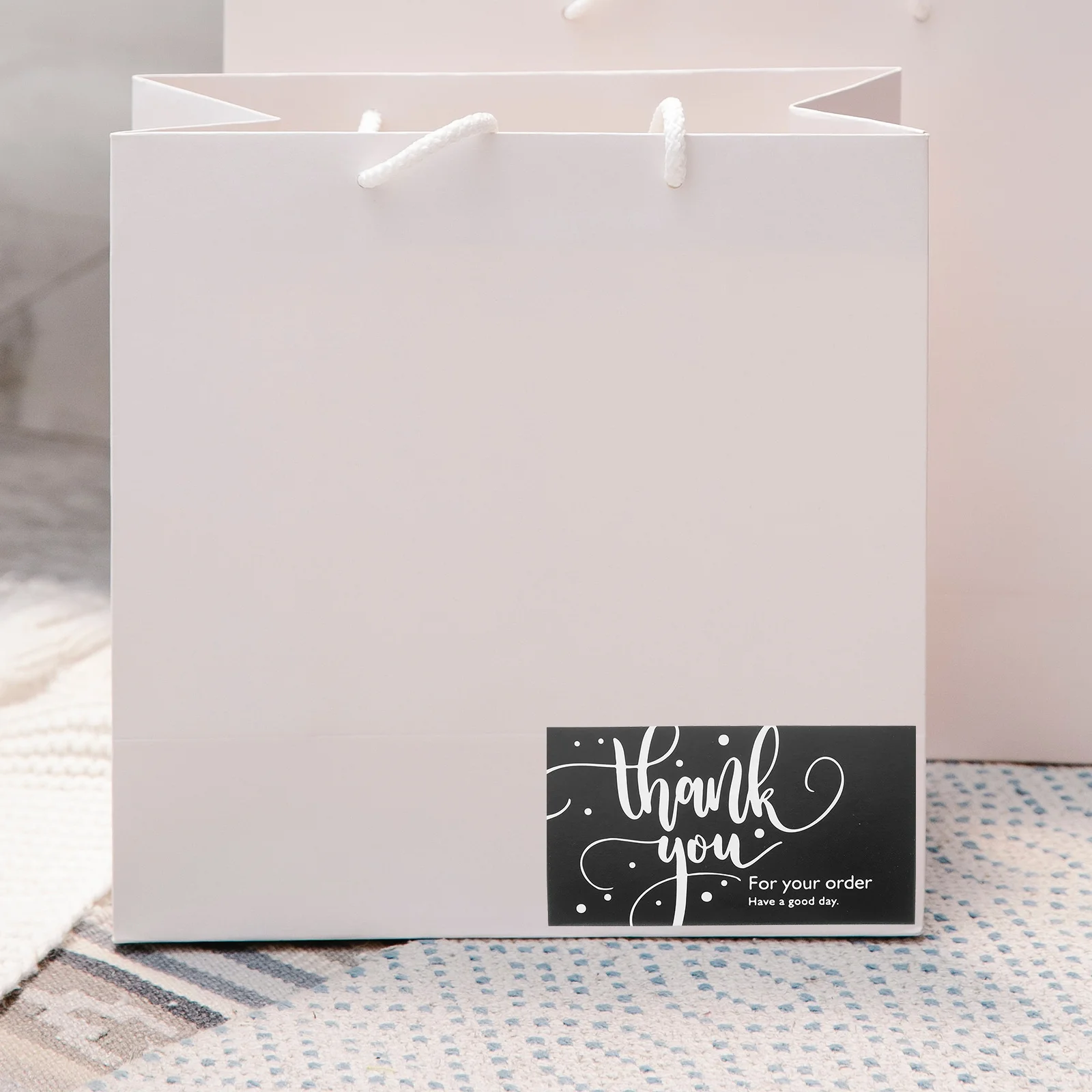 

100Pcs Thank You Sealing Stickers Paper Adhesive Labels for Gifts Envelopes Bakery Packaging Decoration Thank You Stickers