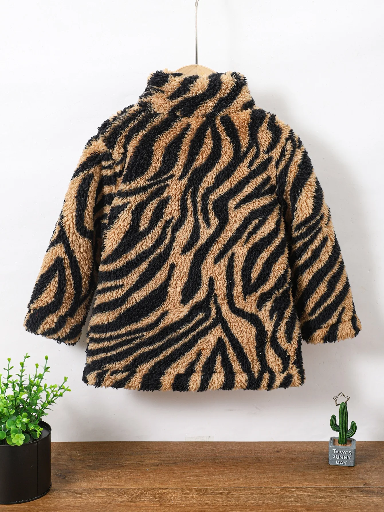 Boys' long sleeved stand up collar button furry autumn and winter warm jacket