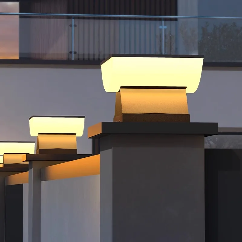 Customized Dual-Purpose Solar LED Outdoor Solar Post Head Light IP65 Waterproof Stainless Steel Material of Outdoor Lighting