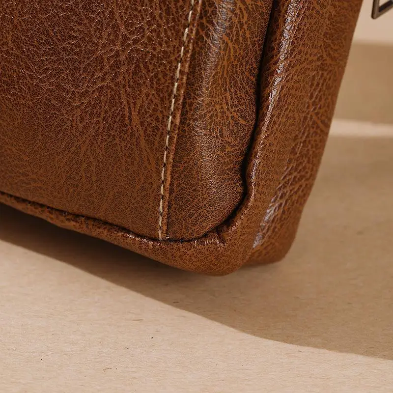 PU-Leder-Umhängetasche, vielseitiger Stil, schlichtes Design, Gürteltasche, mehrere Fächer, Lederetui, Messenger-Tasche, für den Außenbereich und die Arbeit. – Detail 7