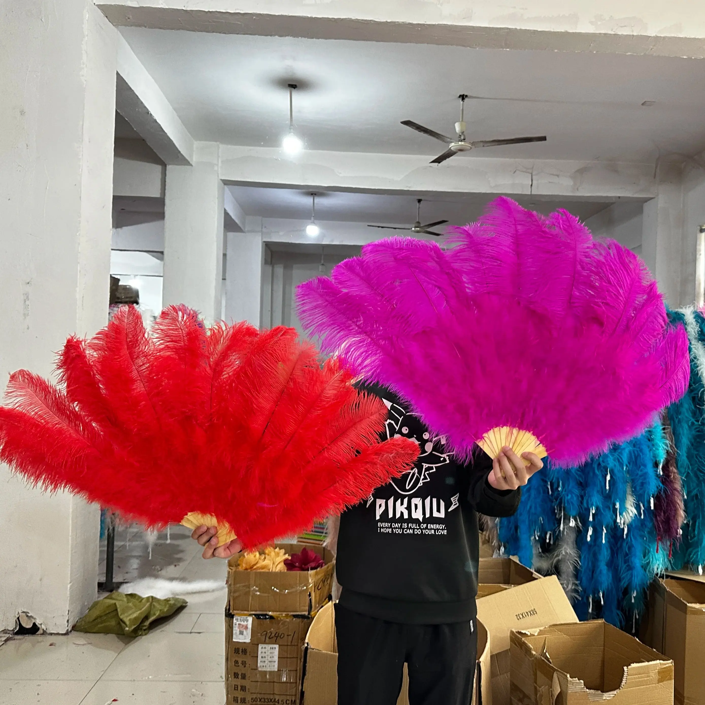 

High Quality Ostrich Feather Folding Fan 100cm 130cm Big Dance Fans Feather Costume Wedding Decorate Halloween Party Belly Dance