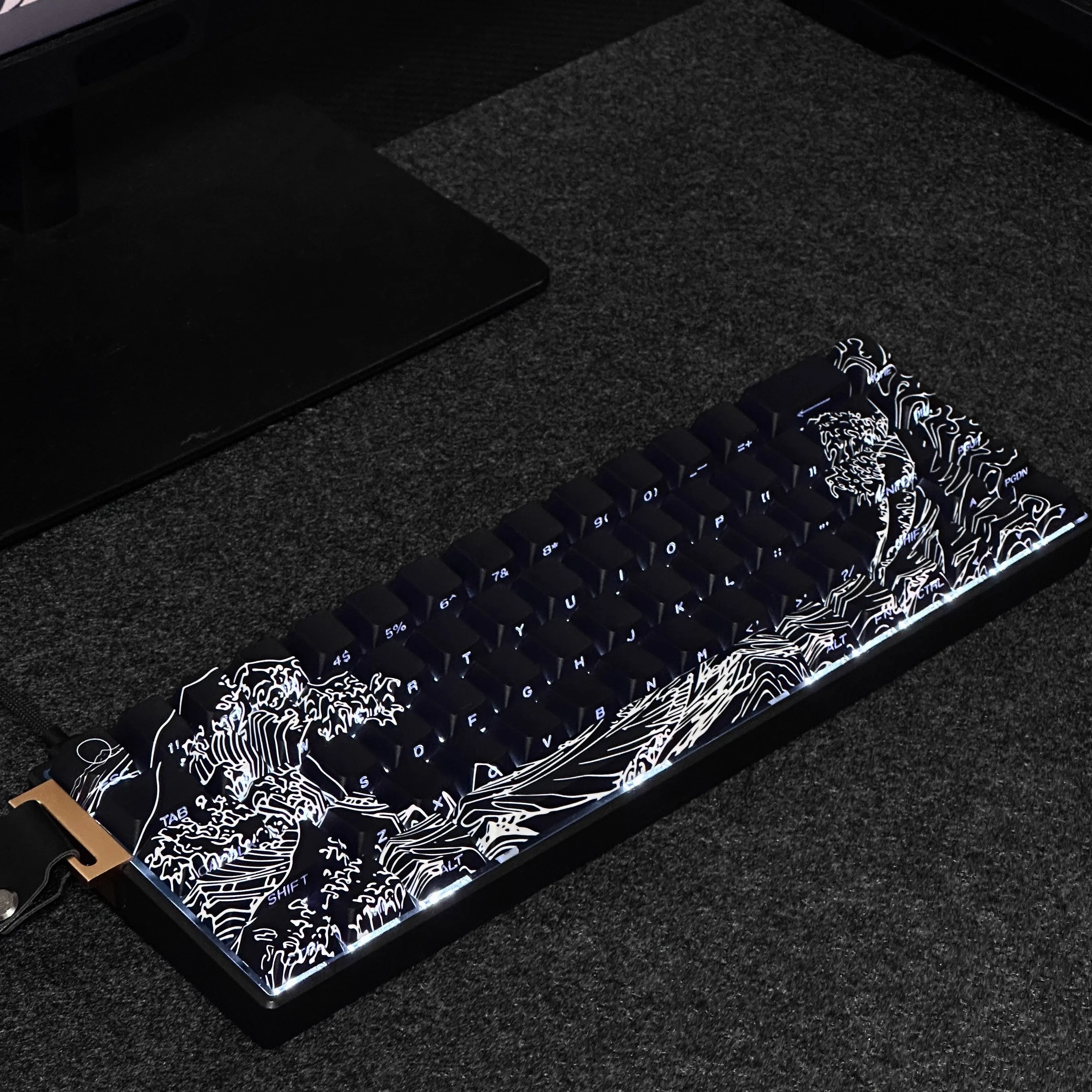 Black/White Sea Wave Theme Keycaps Anime PBT Cherry Profile Custom Side Translucent  Key Caps for 60% Mechanical Keyboard Gifts