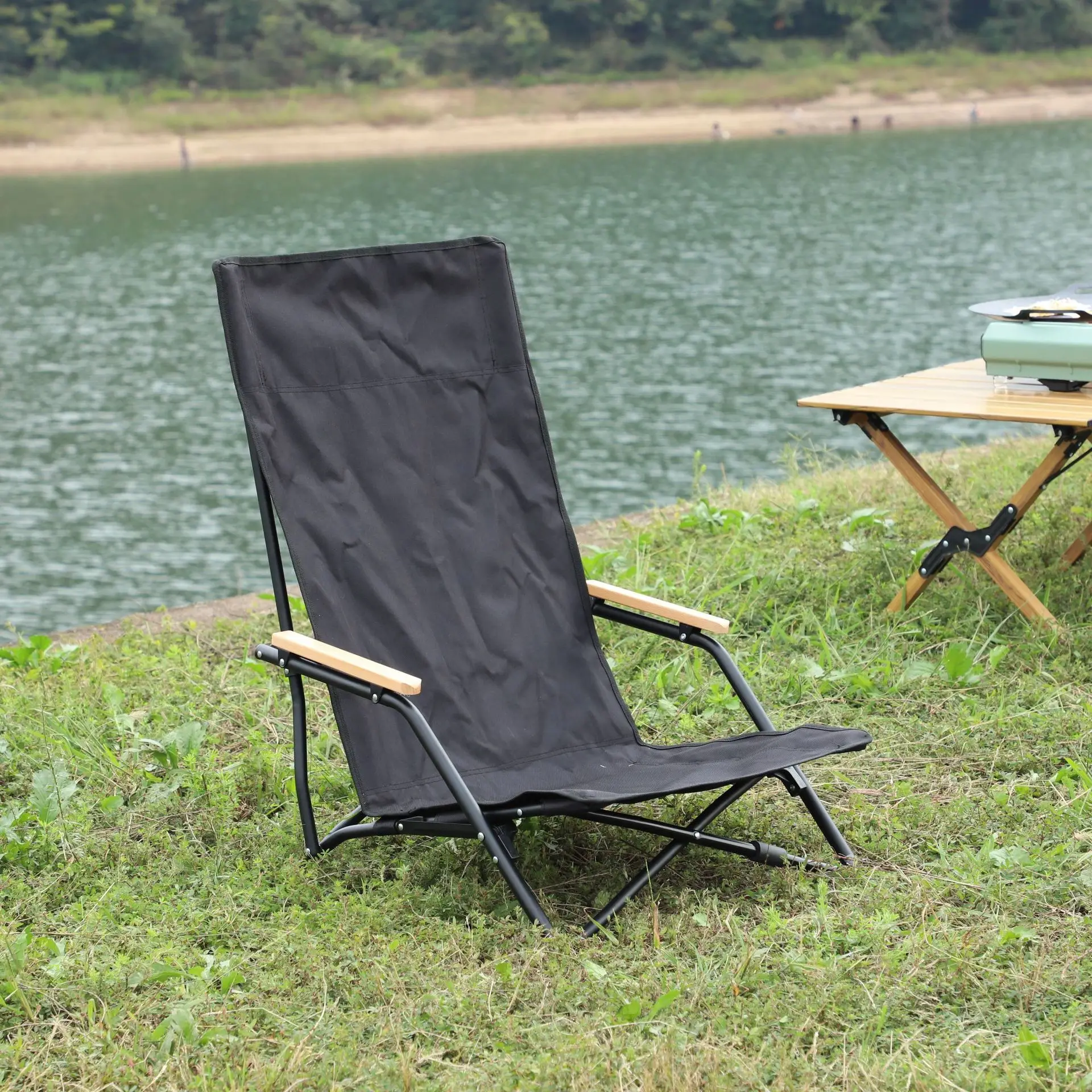 Outdoor foldable aluminum deck chair with armrests picnic back lounge chair portable fishing