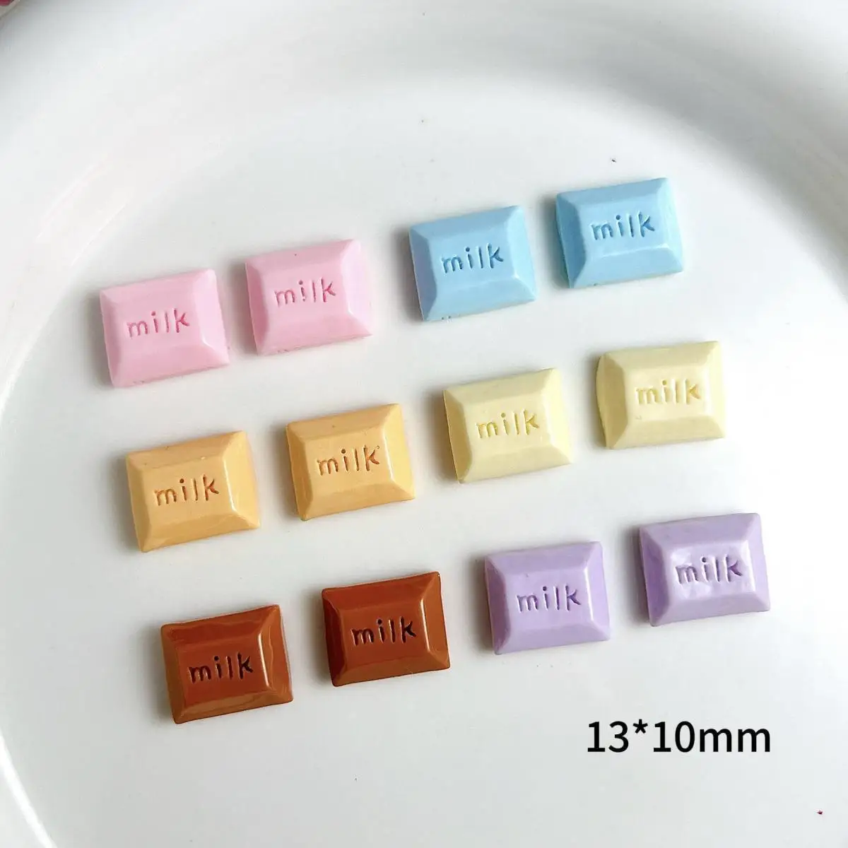 Simulated Colorful Milk Chocolate Resin Nail Charms Creative Cute Chocolate Nail Art Decorations for Making DIY Nails Supplies