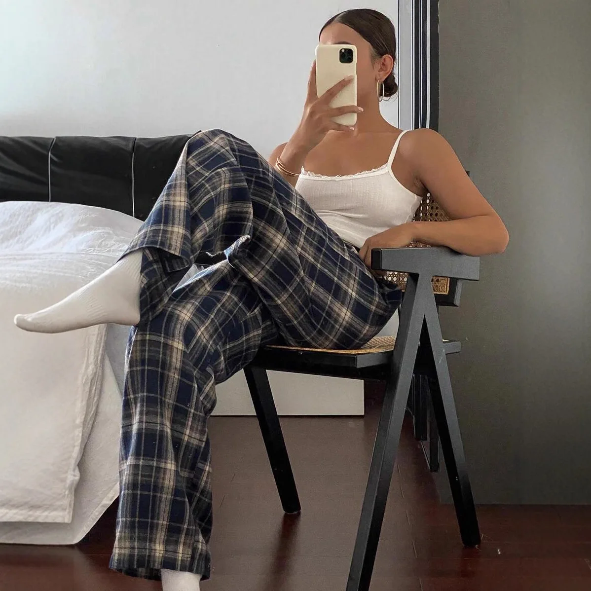 Women Plaid Slacks Winter Fashion Y2k Fleece-Lined Thicken Loose High Waist Pants 2025 New Korean Drawstring Slim Haren Trousers