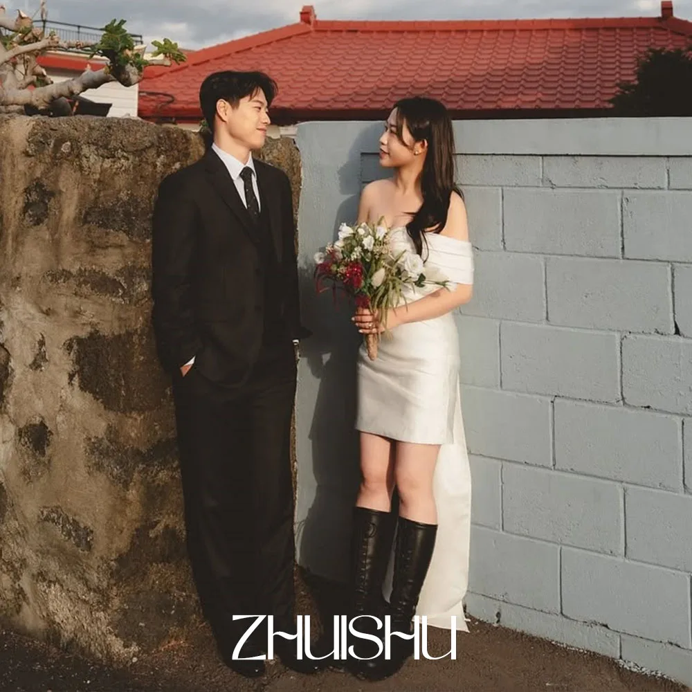 Zhuishu mini vestidos de casamento coreano sessão de fotos personalizado fora do ombro cetim vestido de noiva curto simples noiva auto casamento