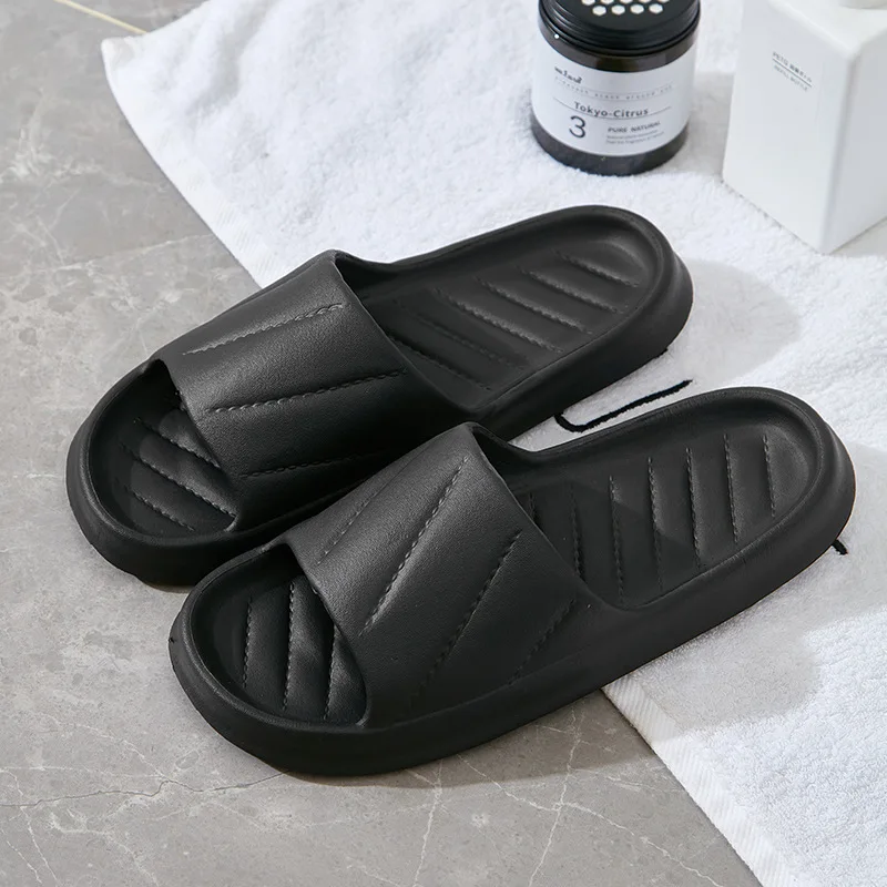 Men Bathroom House Slippers Leaking Quick-Drying Shower Slipper Light Weight Waterleaky Beach Flip Flops Women Swimming Slides