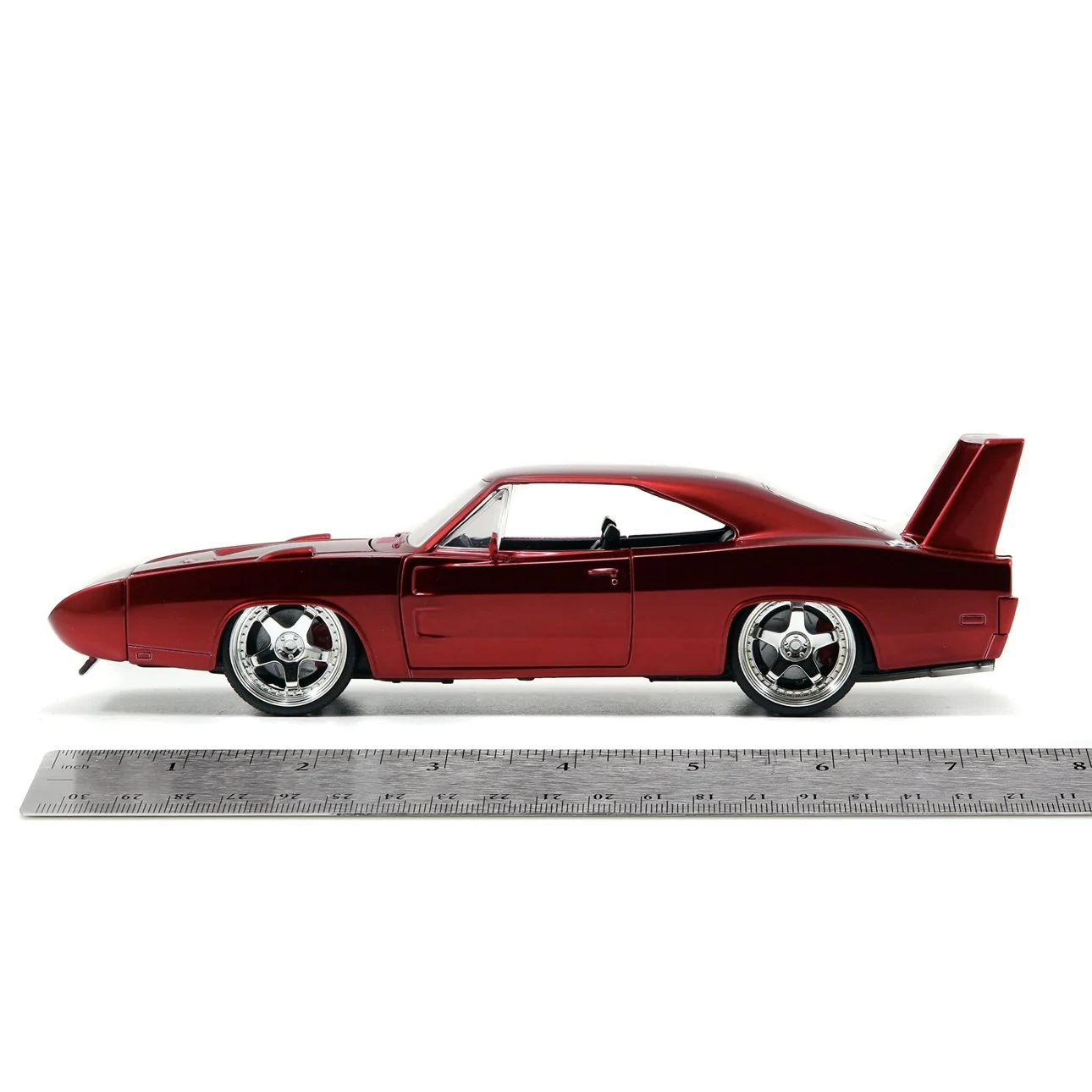 Jada Toys Fast & Furious Dom\'s Dodge Charger Daytona DIE-CAST Car, 1: 24 Scale Red for Kids and Adults