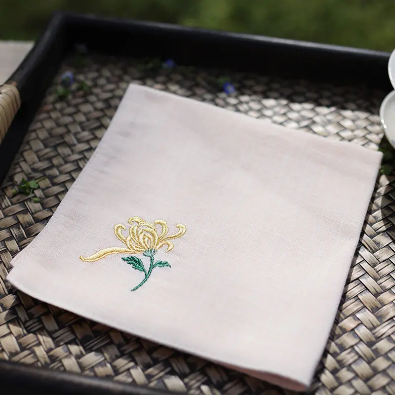 Traditional Chinese Style Hanfu Accessory Chrysanthemum Embroidered Pure Cotton Square Handkerchief Women Portable Sweat Absorbe