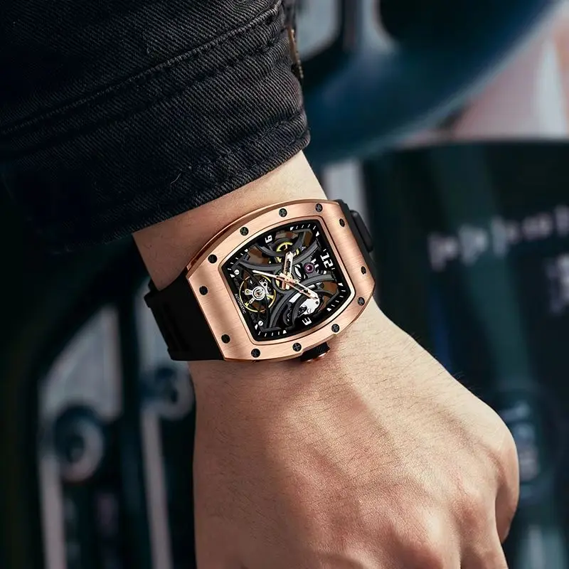 A Good Product Pretty Solid Watch Automatic Mechanical Watch Hollow Tonneau Design with Stainless Steel Case And Silicon Band
