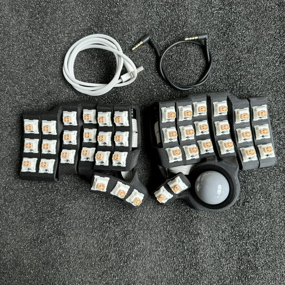 Charybdis Mini Curved Split Keyboard Kit 3x6 with Trackball Custom Wired Single-mode Three-D TBK Mini Split Mechanical Keyboard