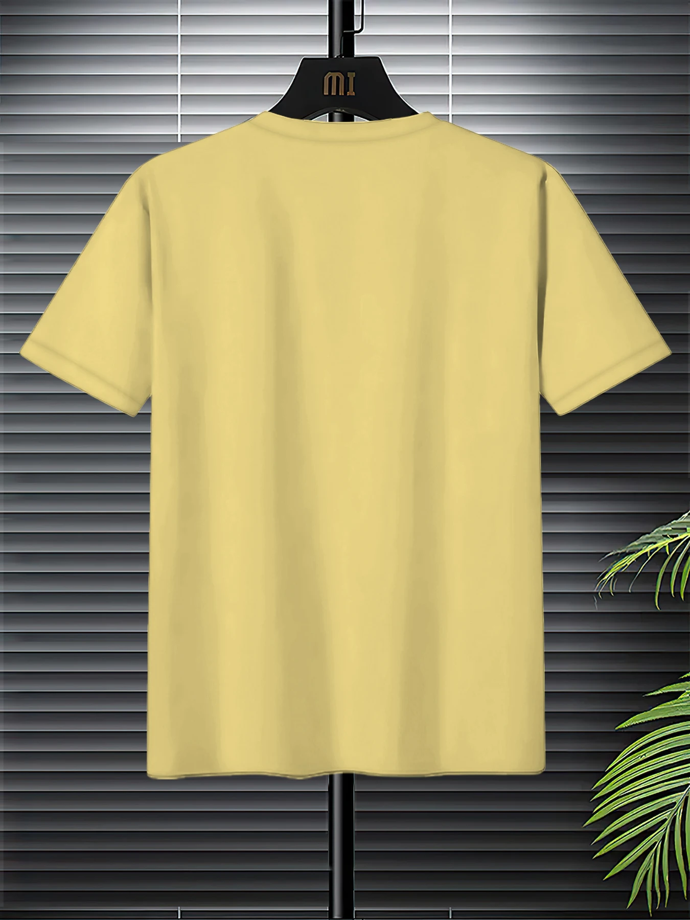 Il nuovo abito da uomo dell'estate 2025 presenta un interessante abbigliamento da uomo in poliestere casual e alla moda con stampa di anatre dei cartoni animati