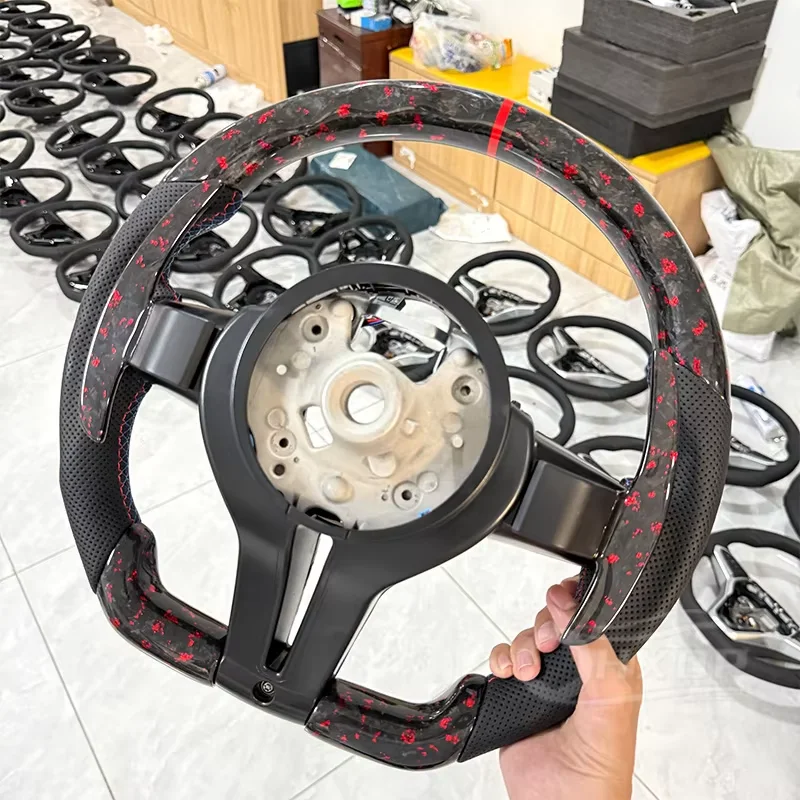 Suitable for BMW F10 F11 F20 F21 F22 F30 F31 F32 F36 F80 F82 M3 M4 M, red custom series, forged carbon fiber steering wheel,