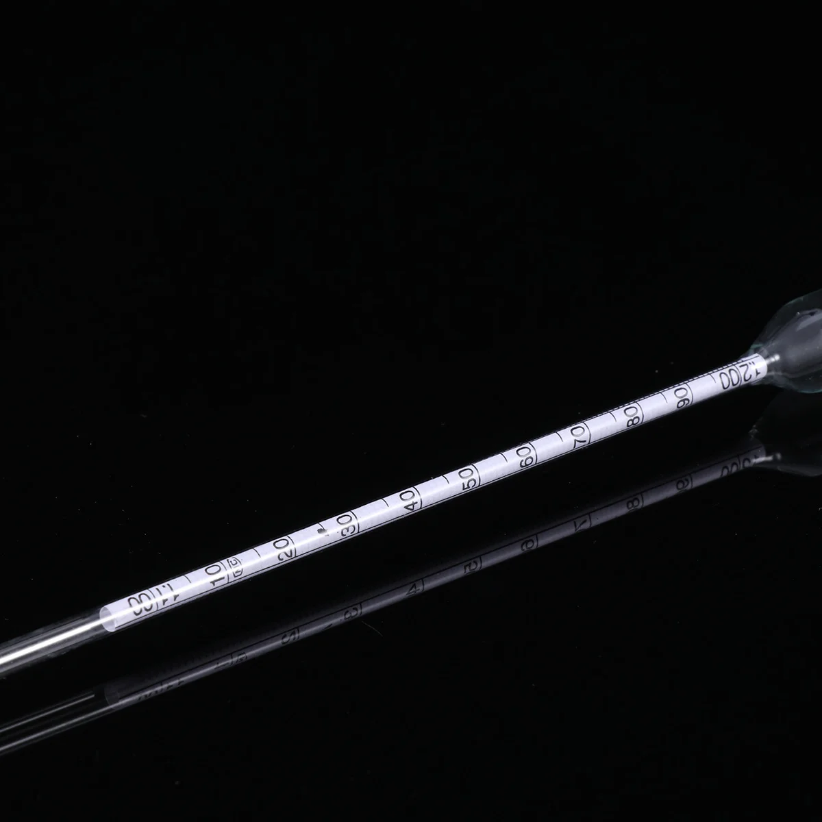 

2Pcs Glass Densitometer Hydrometer Accurate Measurement Easy to Use for Aquarium and Fish Tank Water Testing Hydrometer