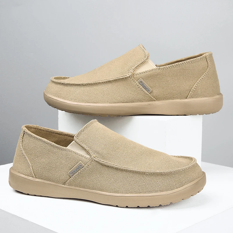 Soft Walking Vulcanized Shoes New Casual Male Loafers Outdoor Lightweight Men Flats Fashion Men's Sneakers Slip on Canvas Shoes