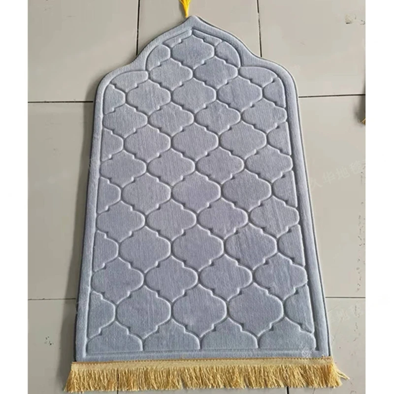 Soft Prayer Blanket Embossed Floor Carpet Prayer Mat for Muslims Pilgrimager Spiritual Reflection Dropship