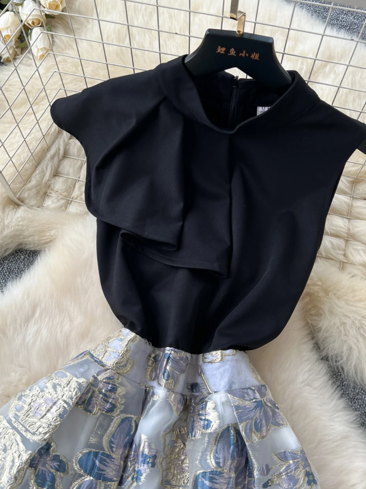 Spring New High Waist Gown for Women with Gold Embroidery And Svel Waist-Cinching Dr Korean Sle A-Line Skirt