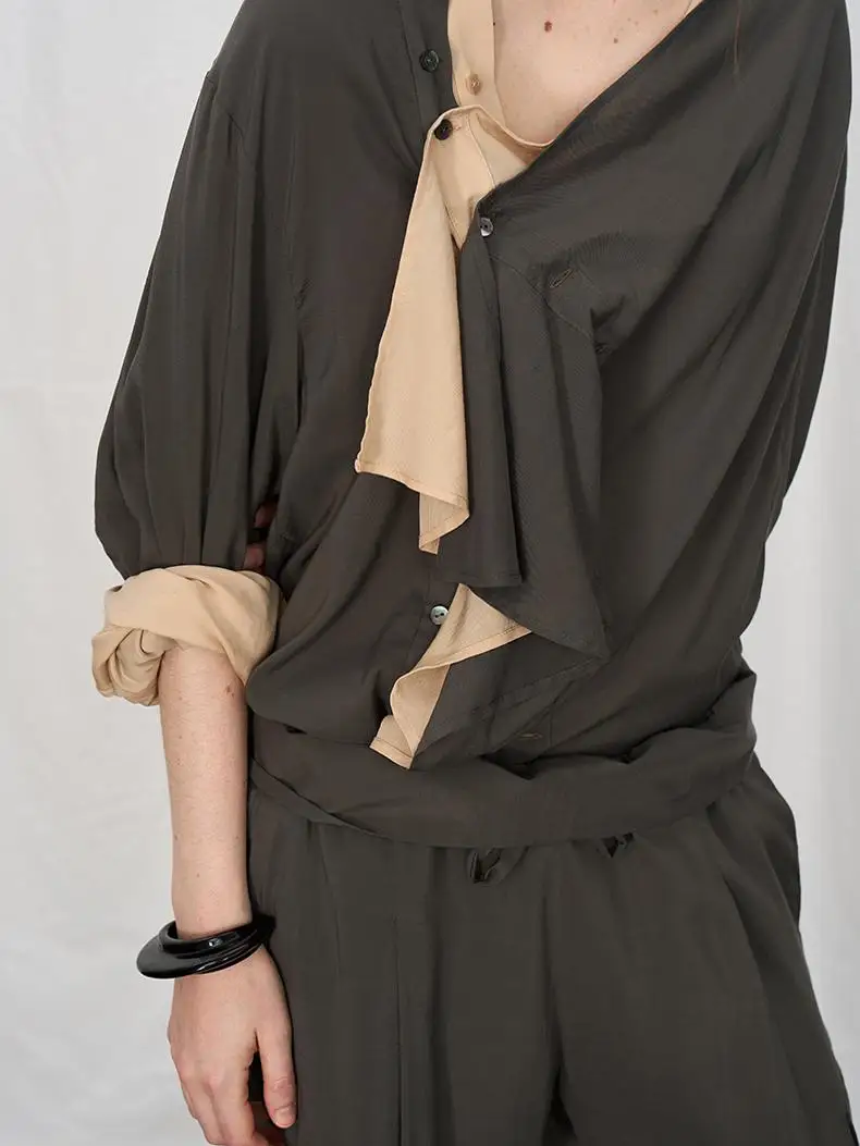 

Женская повседневная модная футболка с V-образным вырезом, ультратонкая, ультралегкая, с эффектом драпировки и небольшим воротником-стойкой, модель Aosphere Sensation Small Drift Collar