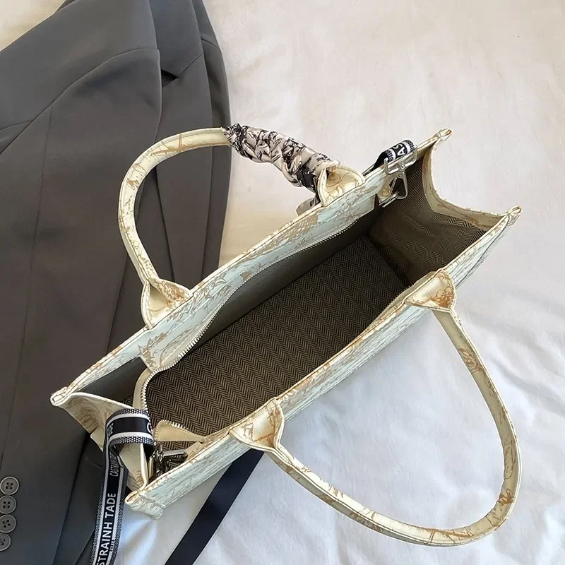 

Free shipping designer bags new designer fashionable scarf tote hand-held bill of lading shoulder bag daily matching