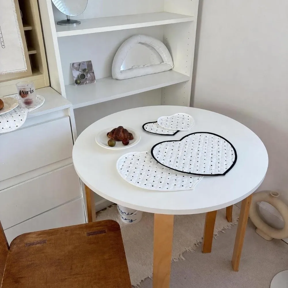 New Polka Dot Heart-shaped Placemats Cotton Plaid Insulating Table Mat Black Decorative Fabric Coaster Photography Props