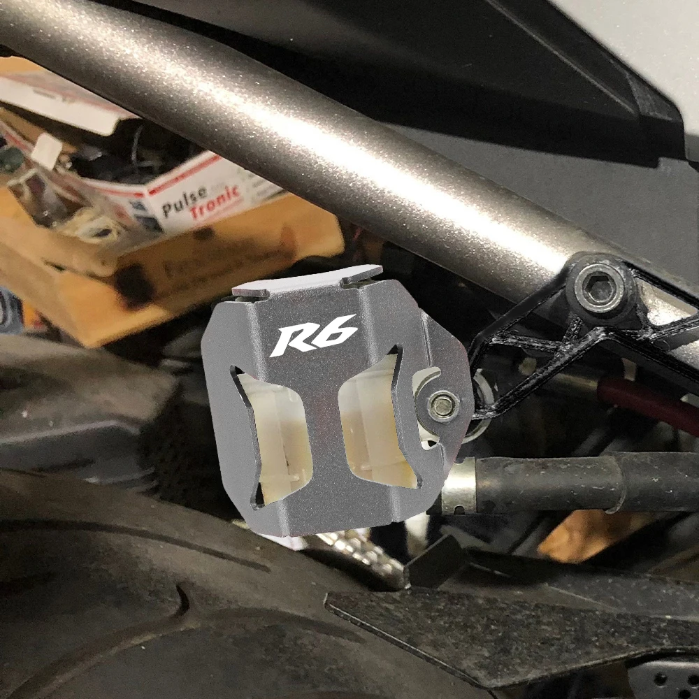 

For Yamaha r6 YZF R6 r-6 r 6 2010-2020 R6 2021 2022 Motorcycle Accessories CNC Rear Brake Fluid Reservoir Cover Guard Protector