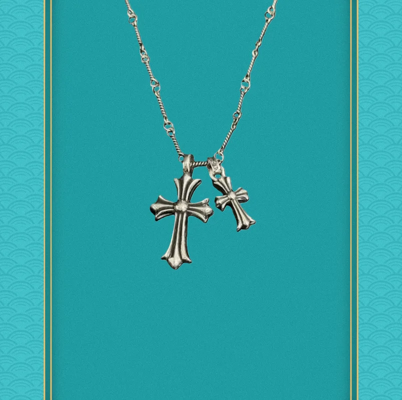 

Винтажное серебряное ожерелье с двойным крестом (яркий минимальный дизайн)