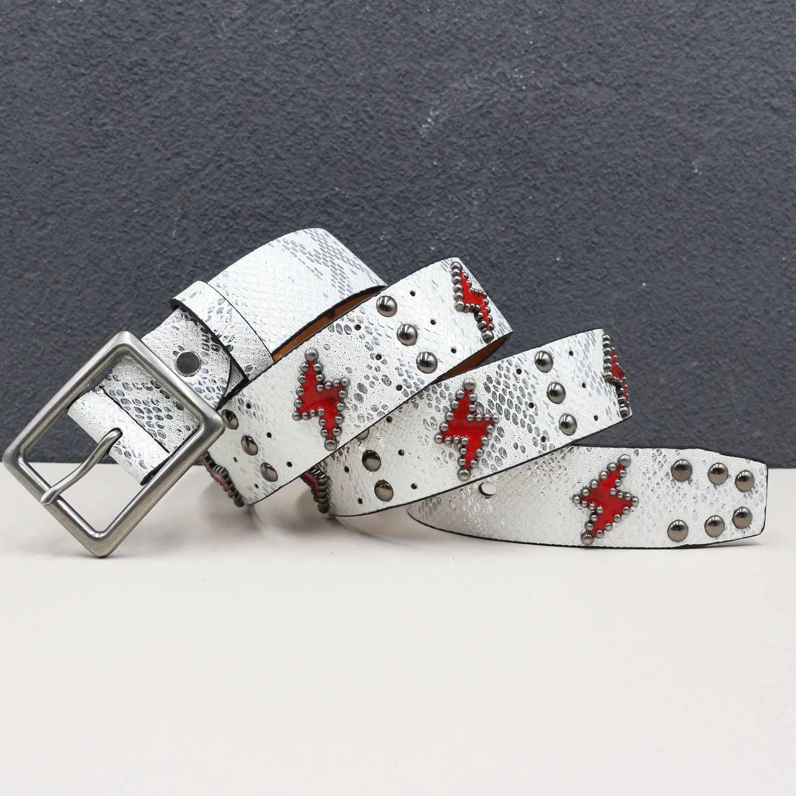 cinto-largo-prateado-com-estampa-de-cobra-rebites-e-tachas-estilo-punk-gotico-y2k-rocker-para-jeans-do-dia-a-dia