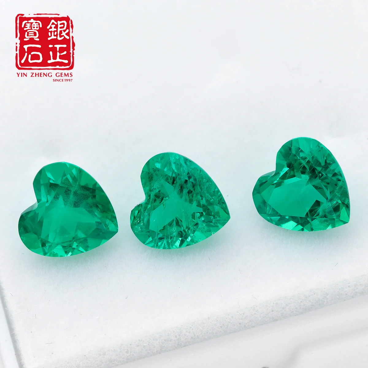YinZheng Lab Smeraldo colombiano Smeraldo colombiano idrothermico con taglio a cuore con certificato Smeraldo colombiano coltivato in laboratorio