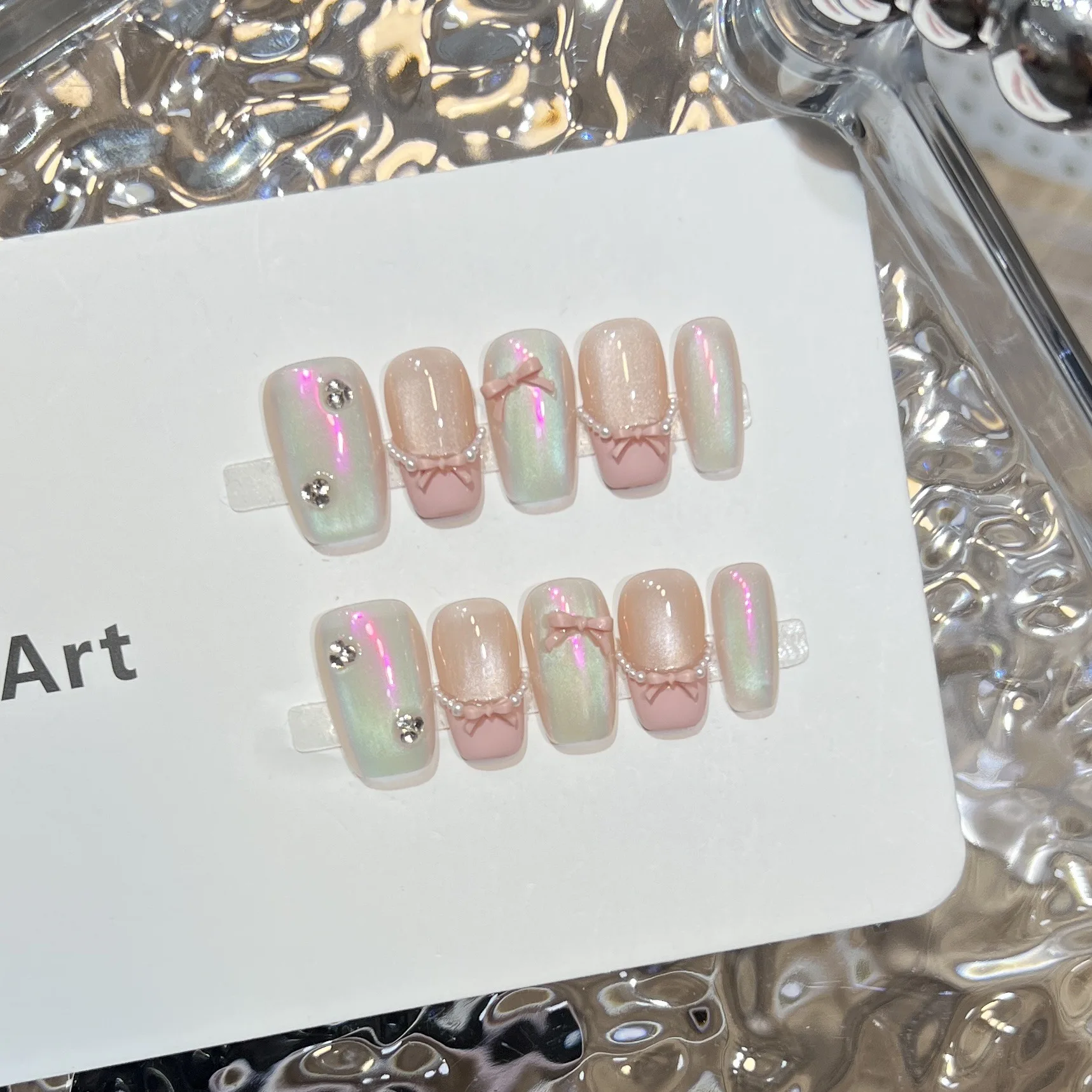 

10Pcs Handmade Short French Press on Nails Shiny Cat Eye Aurora Pearl Bow Design Sweet False Nails Wearable Nails Tips Art Girls