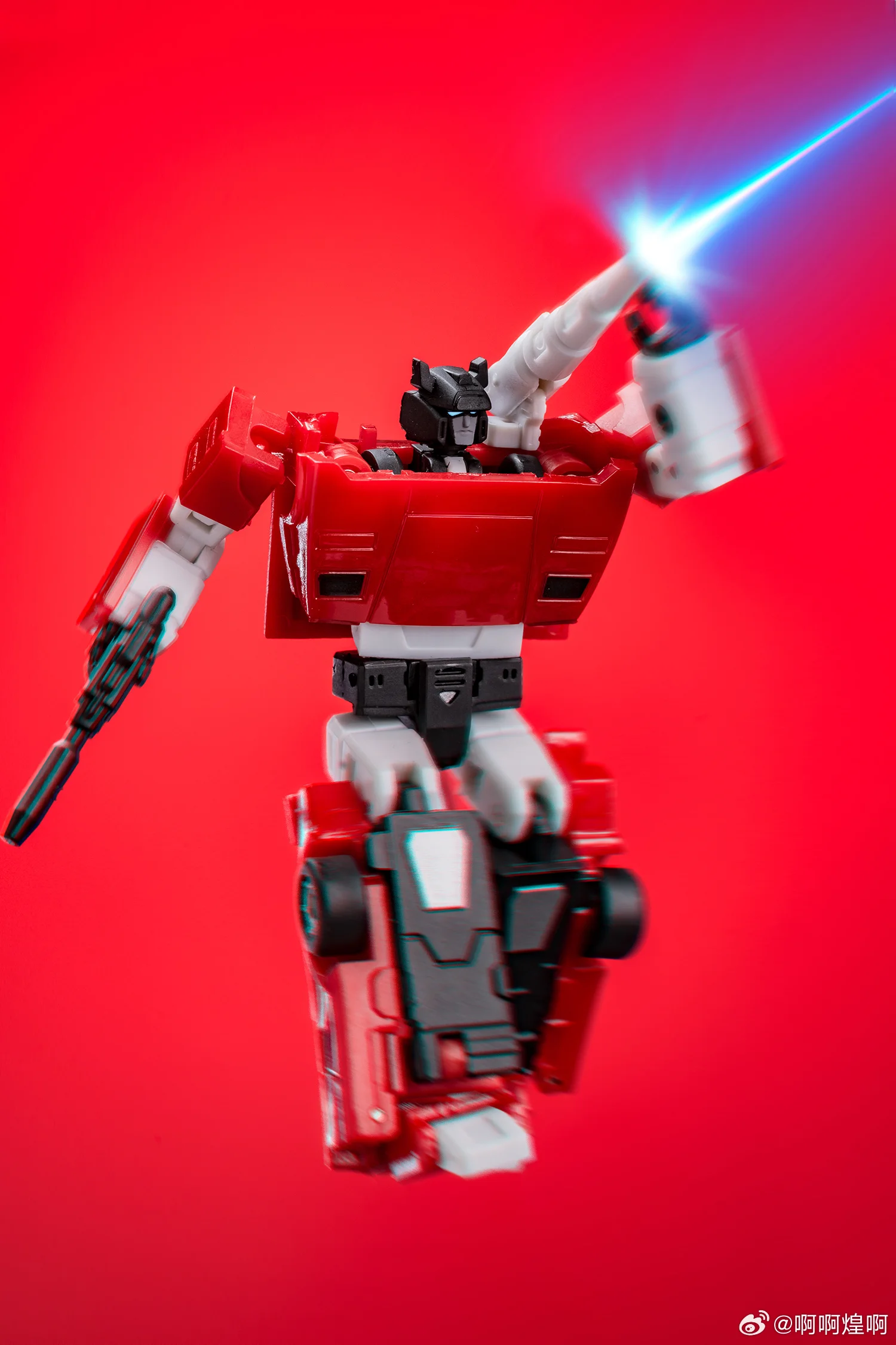 MS-B07S MSB07S Sideswipe Trasformazione Magic Square MNew Colore Action Figure Modello Collezione di robot Regali giocattolo 9.5CM