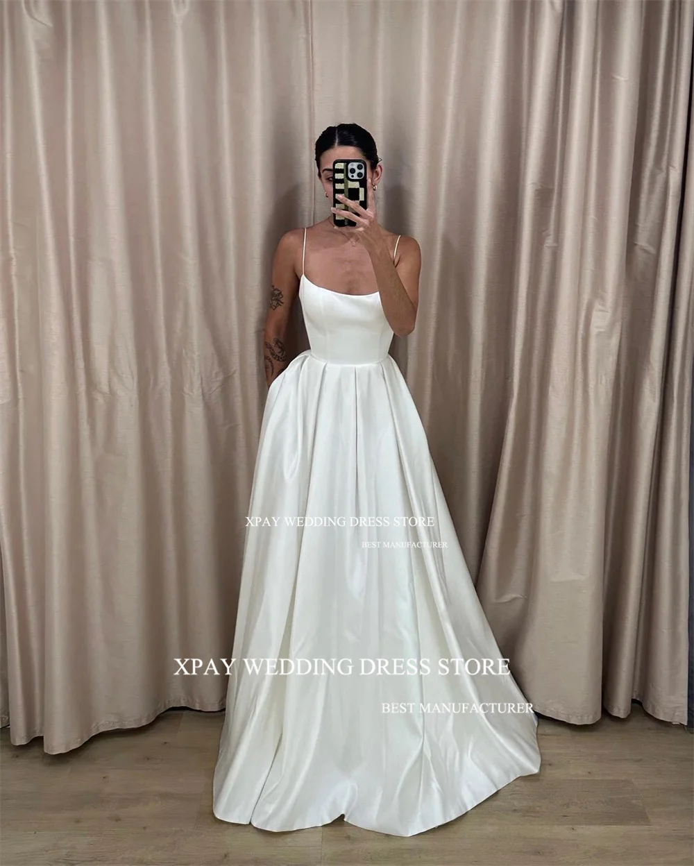 Xpay elegante drapierte Satin Brautkleider ärmellose Spaghetti träger Brautkleid benutzer definierte boden lange rücken freie Robe de Ehe