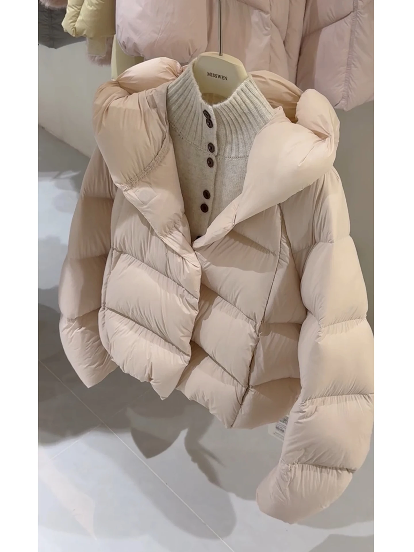 Coreano sle ort puffer jaet inverno feminino 2025 novo casaco de pão de nuvem de alta calor com capuz du para baixo outerwear
