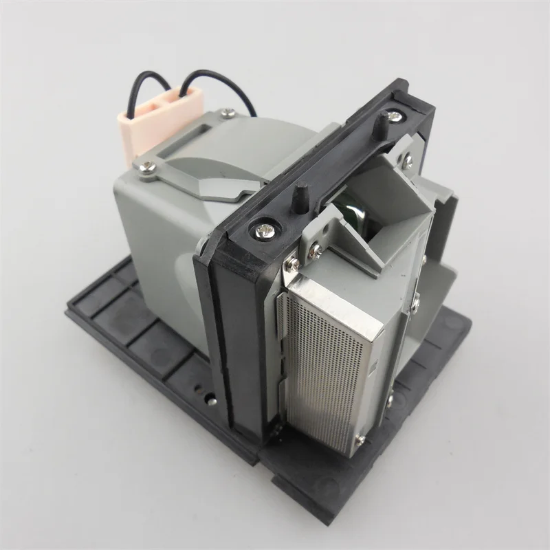 Replacement Lamp with Housing SP-LAMP-054 for INFOCUS SP8602