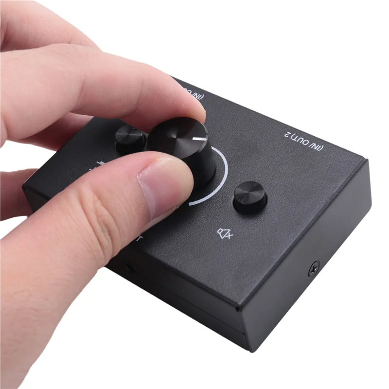 B94A 3.5Mm Stereo Audio Switch Plastic Passive Speaker Headphone Manual Selector Splitter Box Audio Sharing