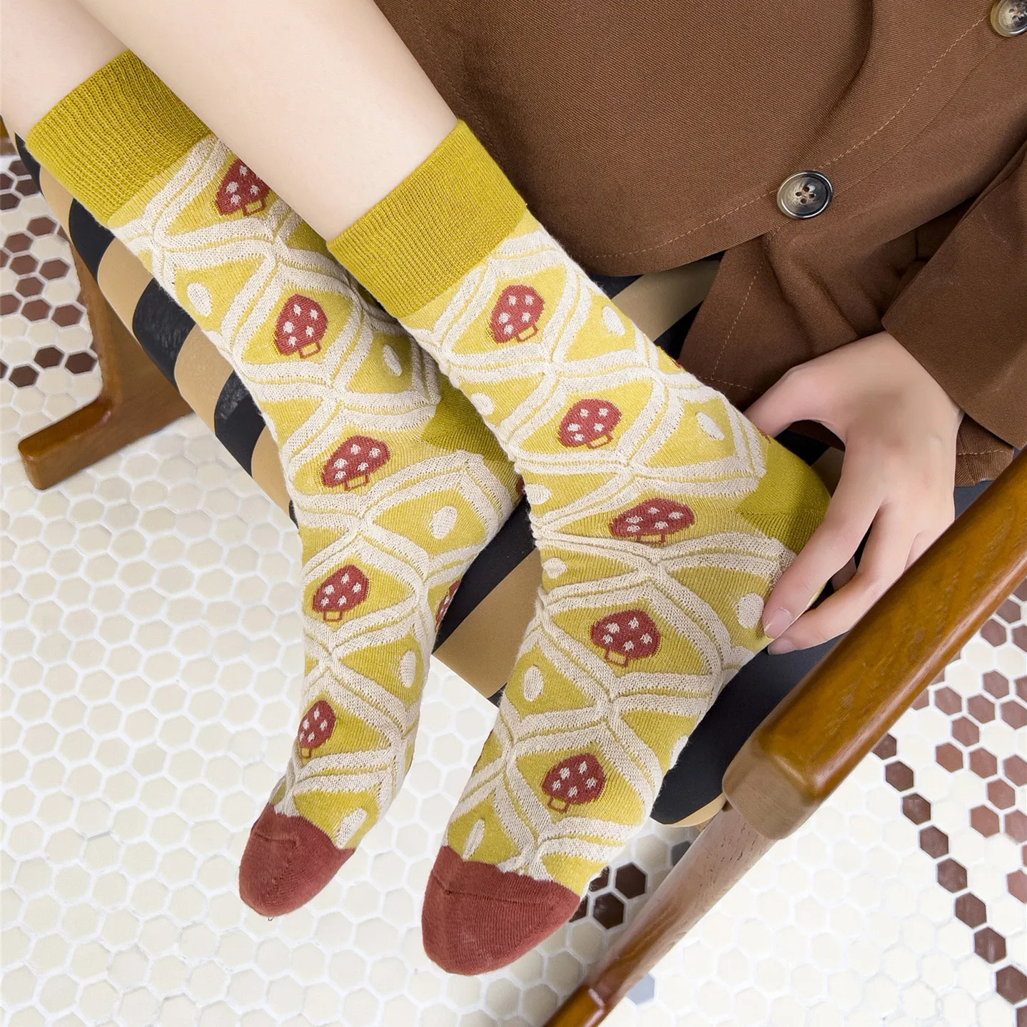 25 Pattern Cotton Harajuku Retro Women Floral Vintage Socks Novelty Ethnic Kawaii Casual Elegant Ladies Girls Sox Autumn Winter