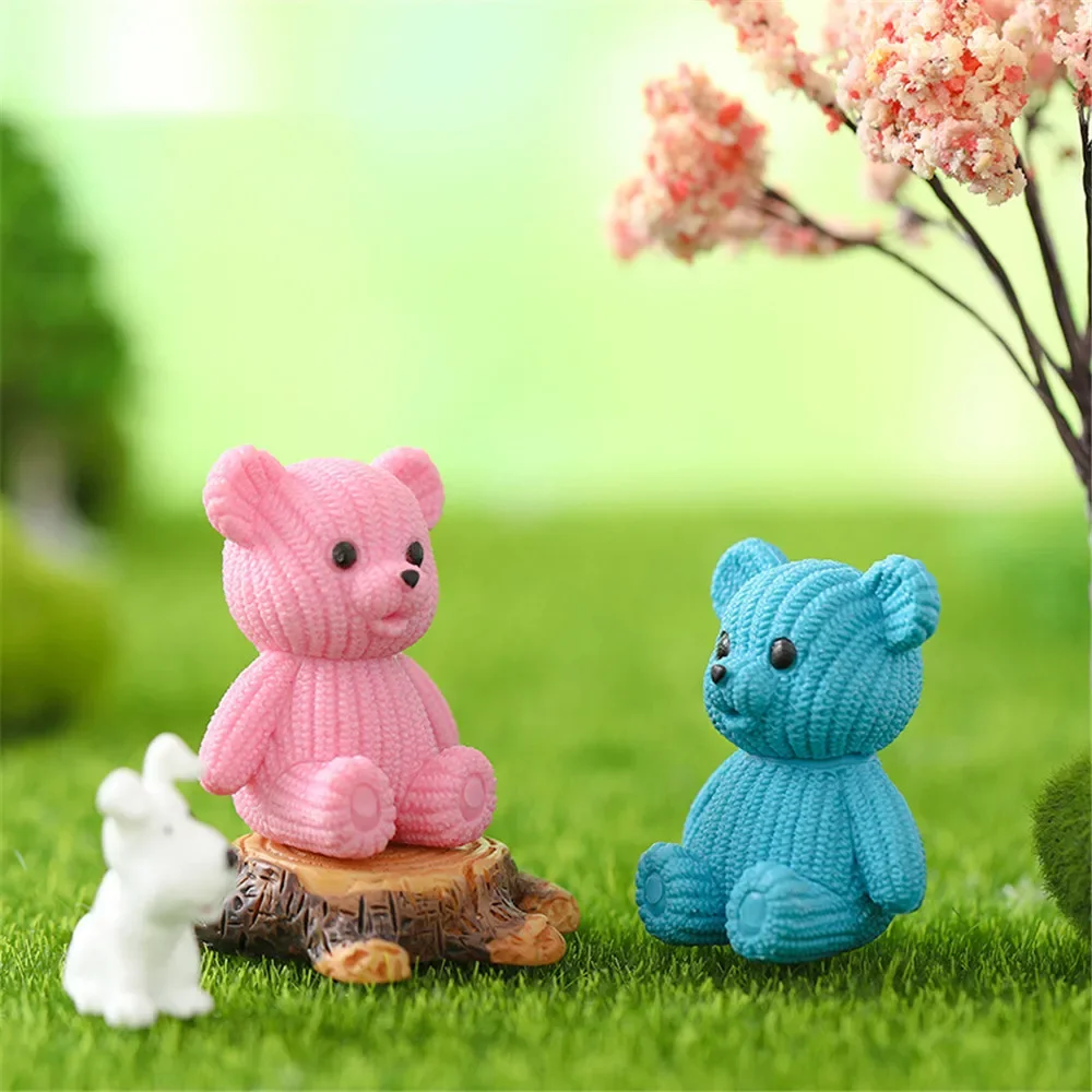 Mini Resin Bear Ornaments - Wool Texture Kawaii Desk Decor, Kids Toy Fairy Garden Miniatures Figurines Gift