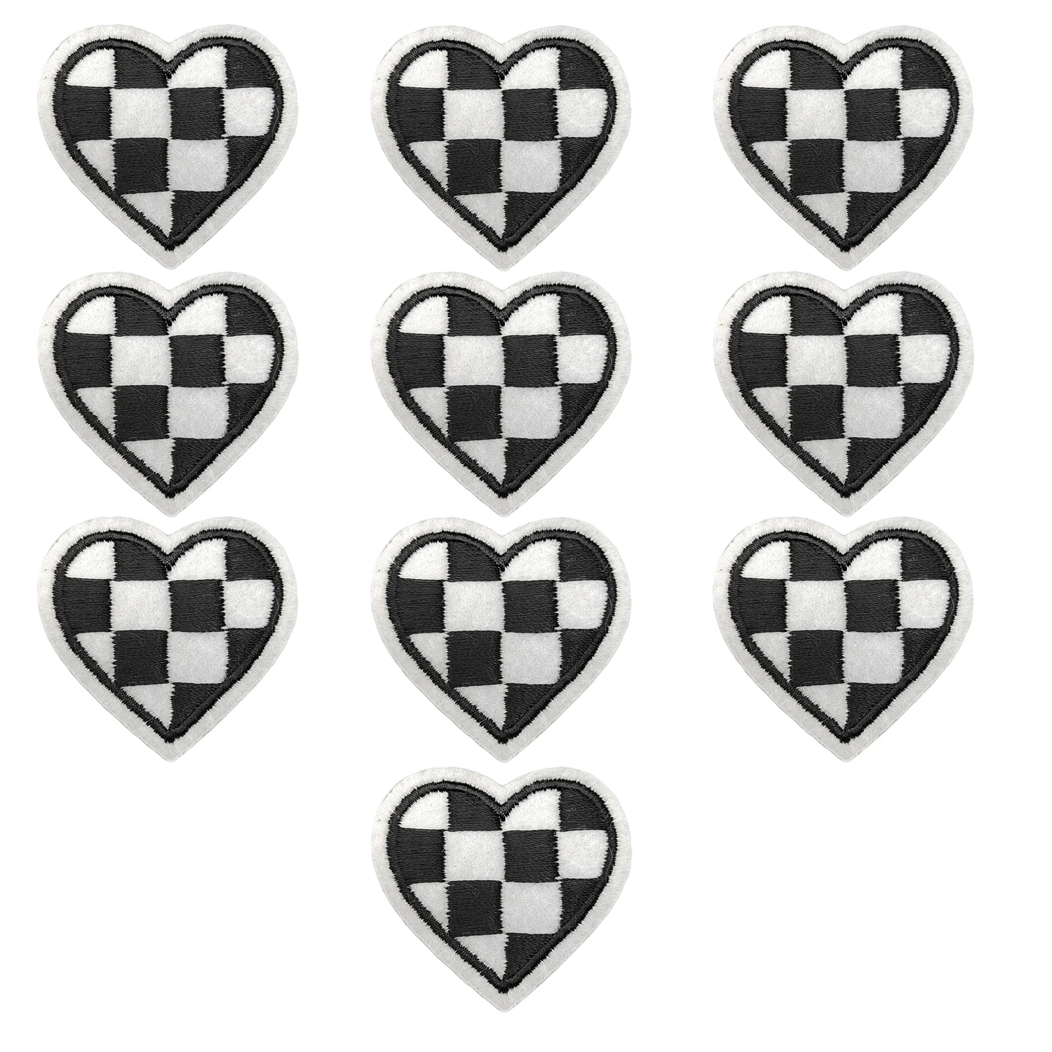 10pcs/20pcs/100pcs Black and White Grid Heart Iron On Motifs for Clothes Bags Hat Cap Embroidery Patches for Decoration