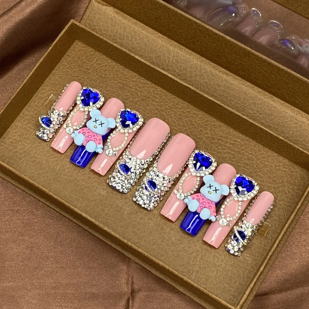 Uñas reutilizables de estilo francés con oso azul de cobertura completa, uñas postizas artificiales hechas a mano acrílicas de 45mm con precioso bailarina