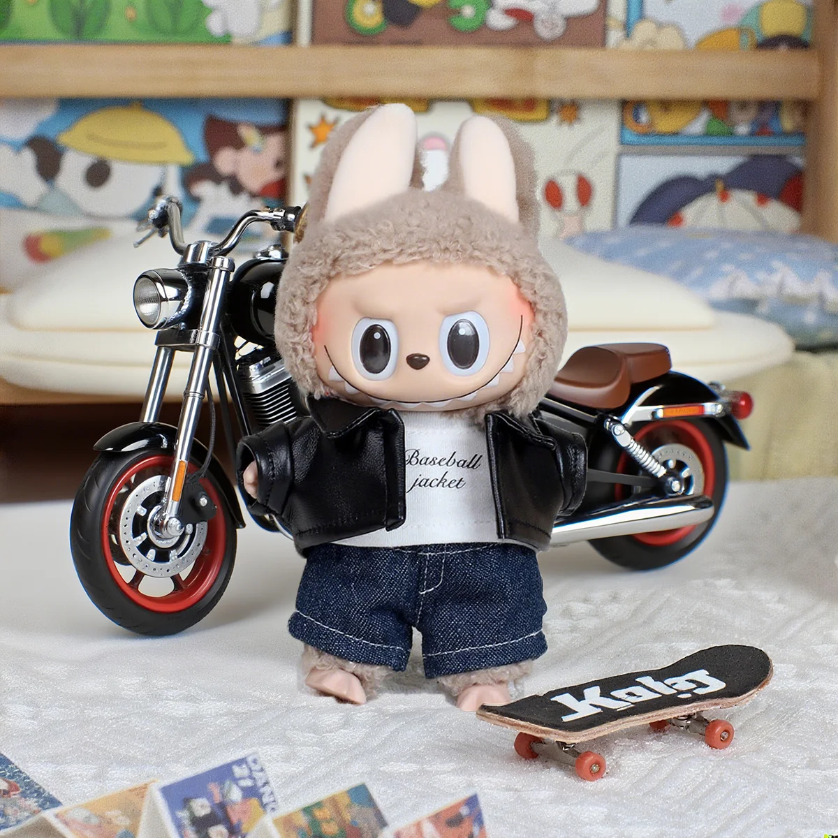 Muñeco de peluche para motocicleta, ropa de moda para Labubu, conjunto de chaqueta de cuero negro, accesorios geniales para motocicleta