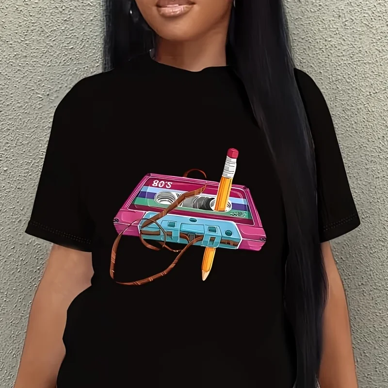 Retro Cassette Tape Graphic - 80S Music & Fashion Design Women's Plus Size T-Shirt 100% Cotton 220g