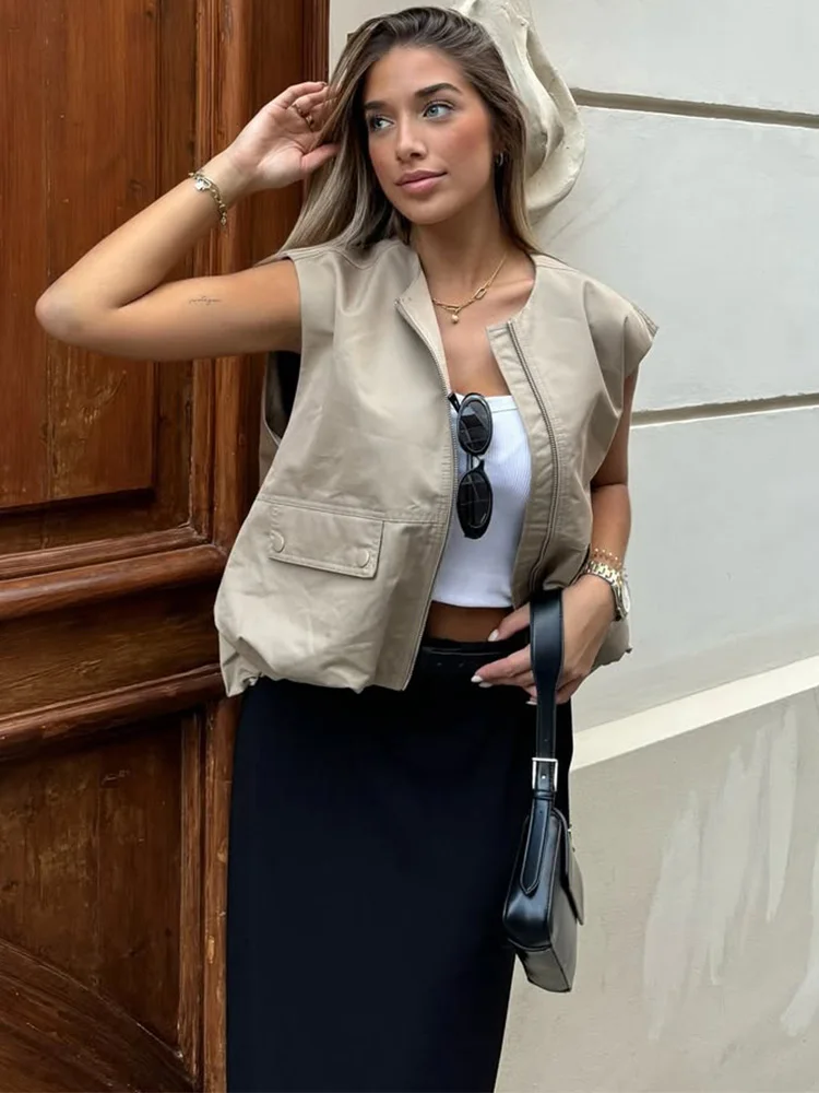 

Trendix Pocket Patchwork Sleeveless Vest Women's 2025 Autumn Vintage Casual Loose Fit Waistcoat Street Fashion Zipper Outwear